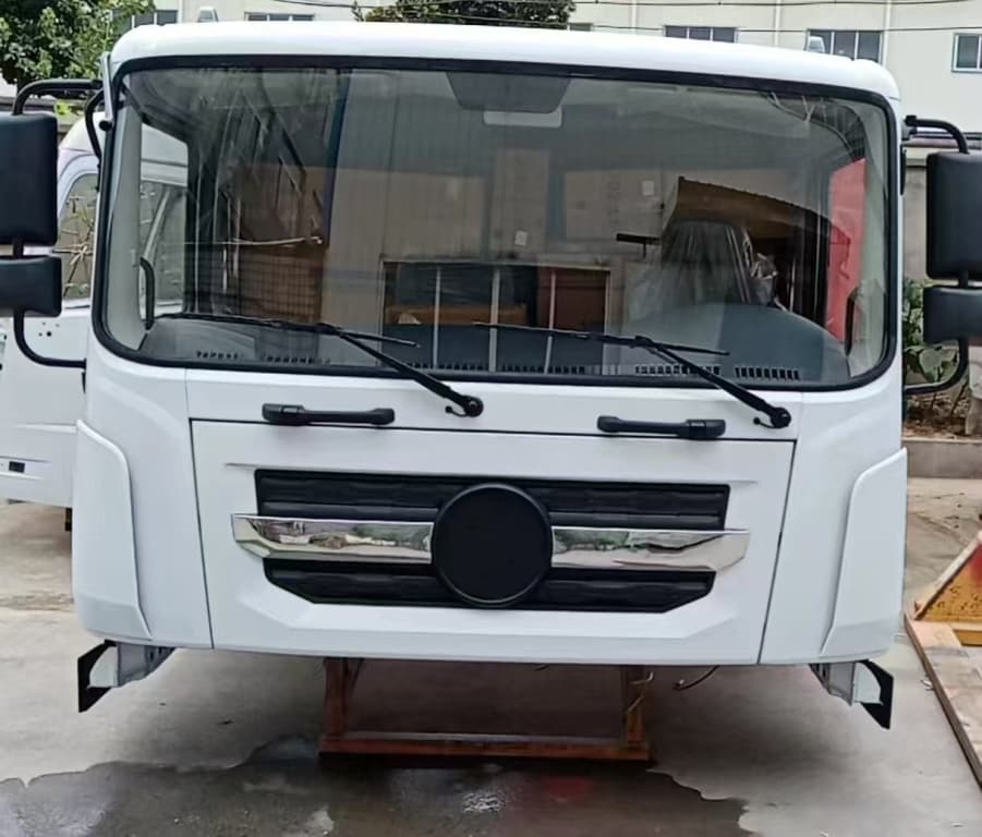 Кабина в сборе Dongfeng C180